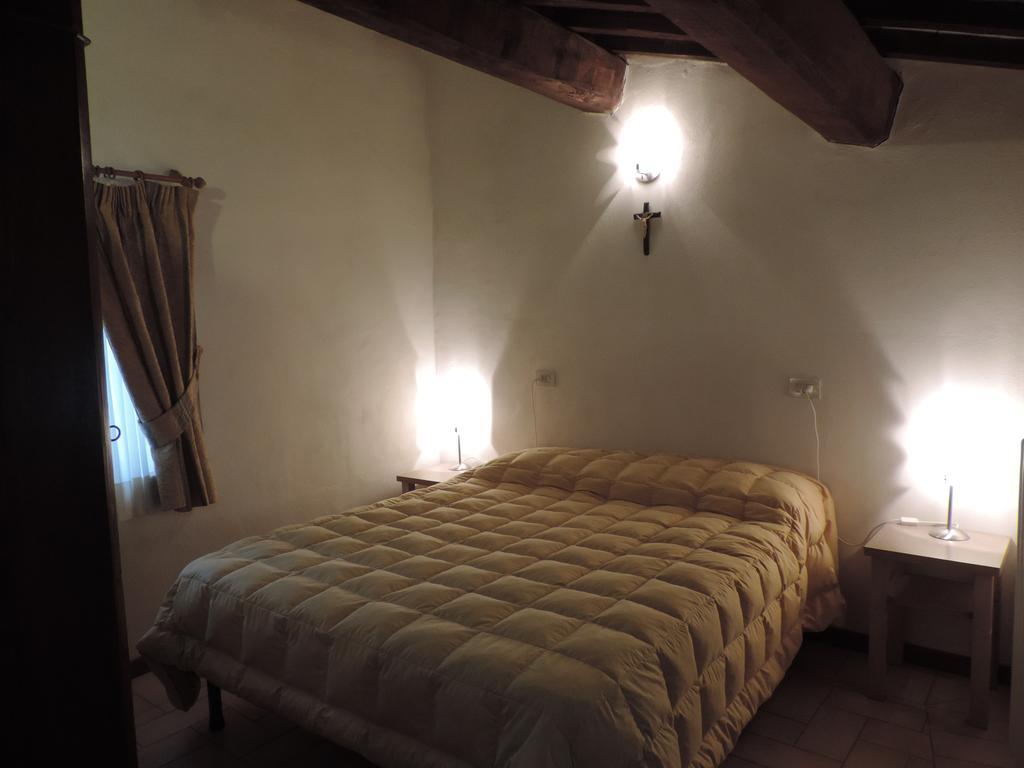 Casa Religiosa Di Ospitalita San Ponziano Bed and Breakfast Σπολέτο Δωμάτιο φωτογραφία